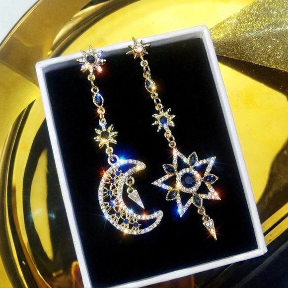 Asymmetrical Celestial Moon & Star Drop Earrings -‎ Horoscope, Bling, Sparkle - Picture 1 of 7